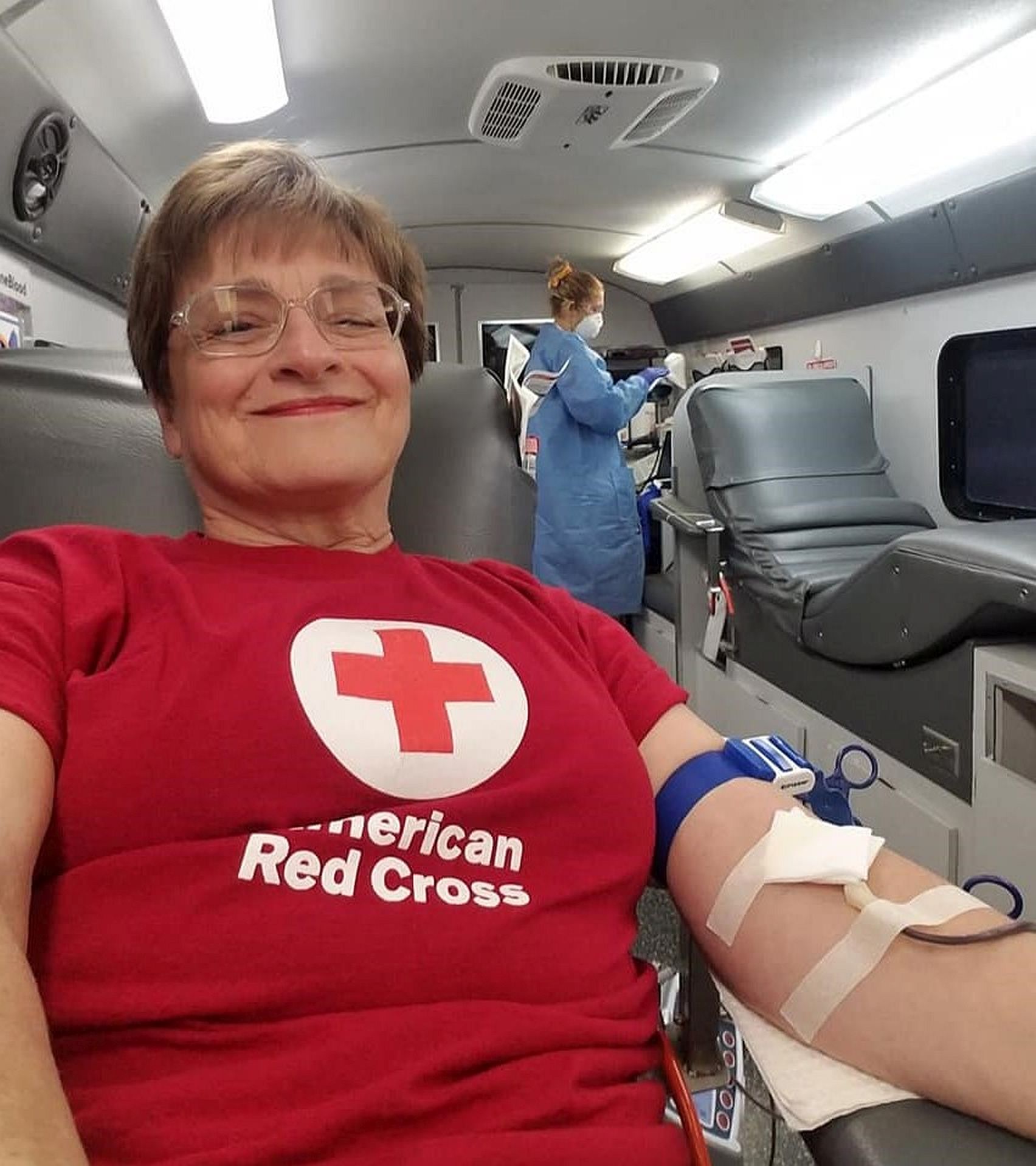 Laura Breeze Gives Blood Supporting American Red Cross